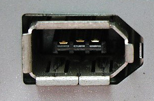Ženski FireWire konektor